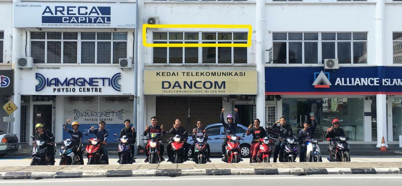 11 Pensione Malacca Bagian luar foto